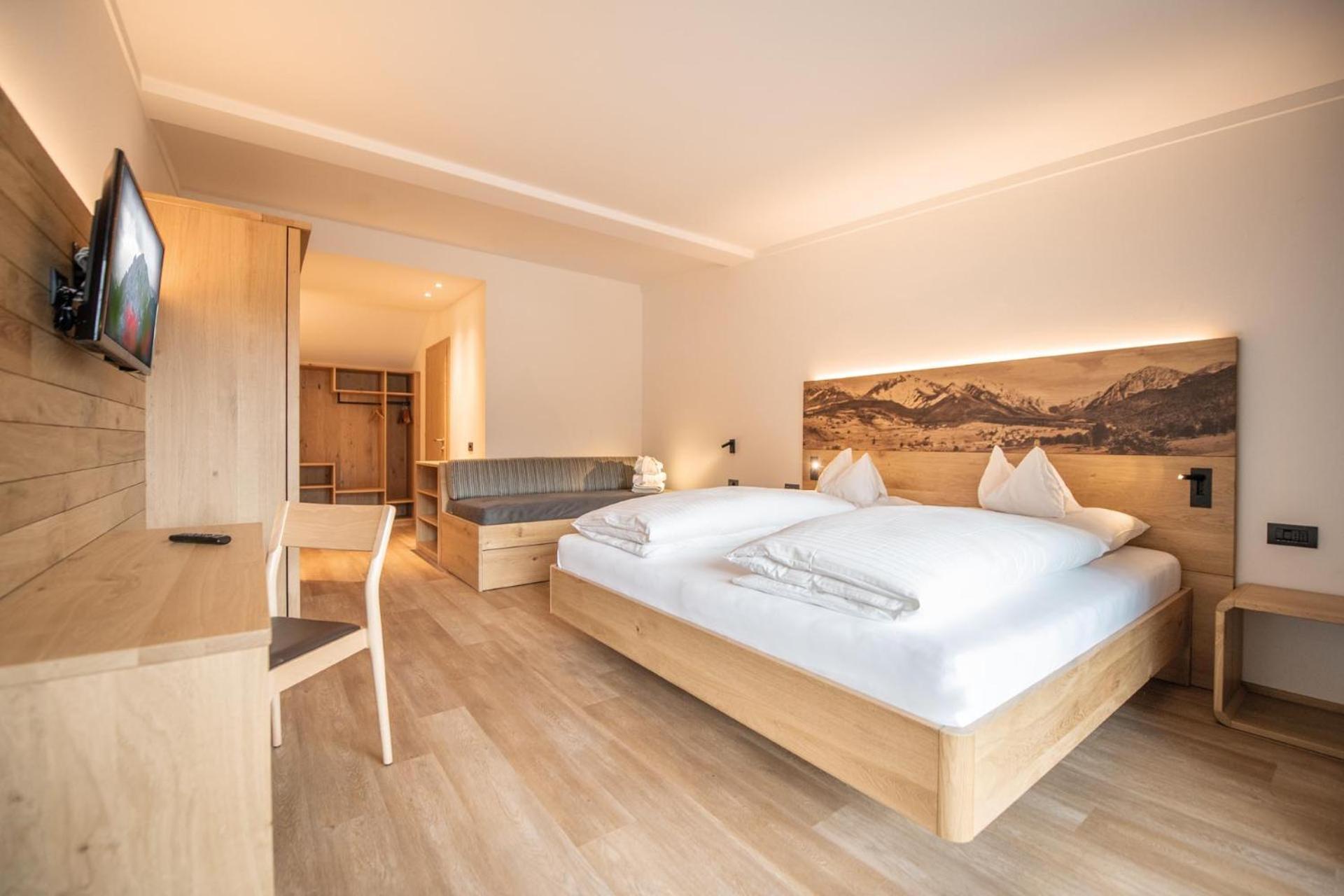 Hotel Condor Сан Вигилио ди Маребе Екстериор снимка